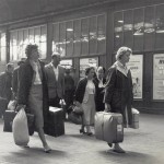 Au Pairs arriving at Victoria Station